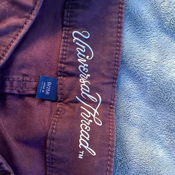 Universal thread - Picture 3 of 3